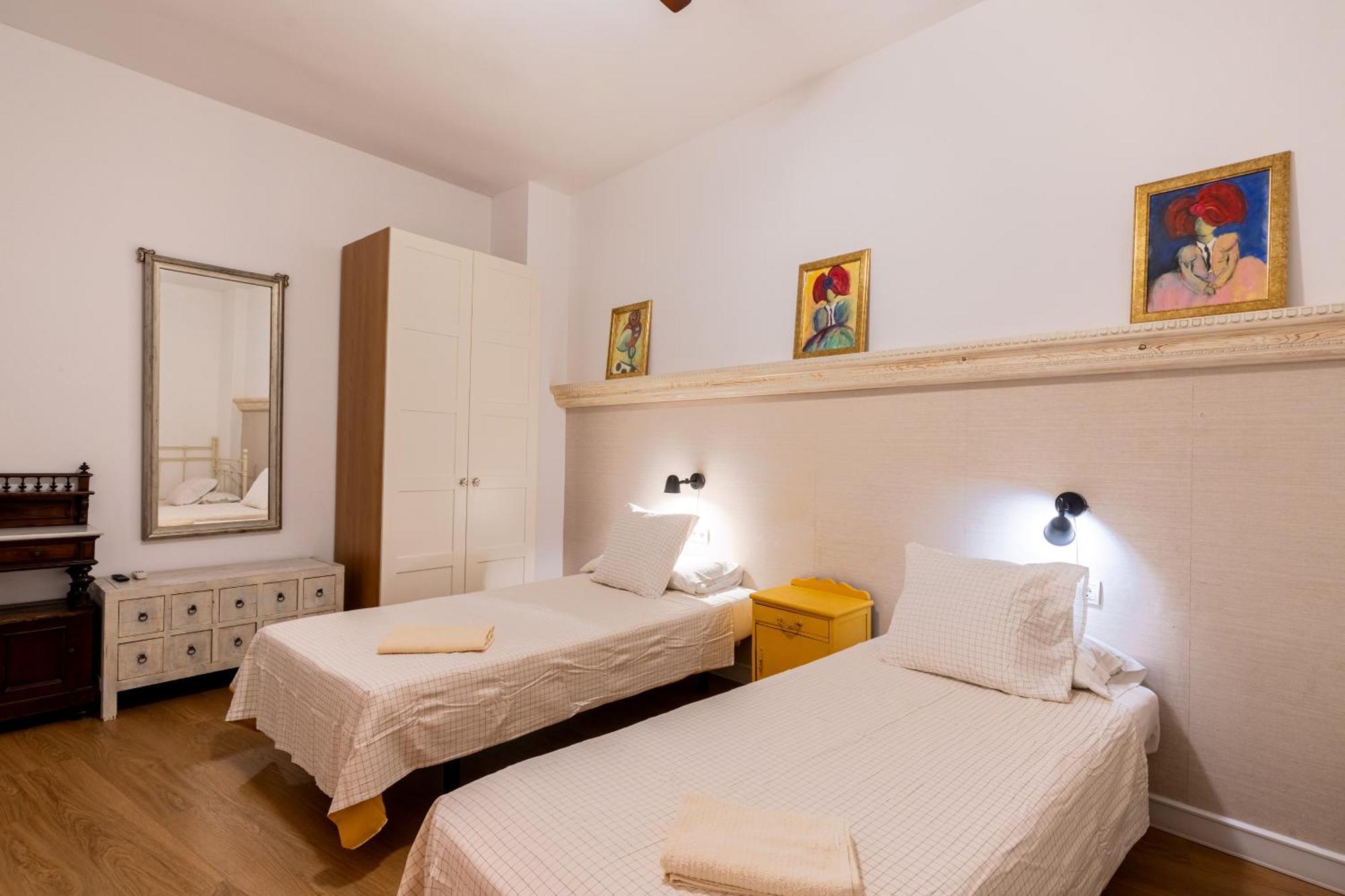 House Sevillana Parking Ngoại thất bức ảnh