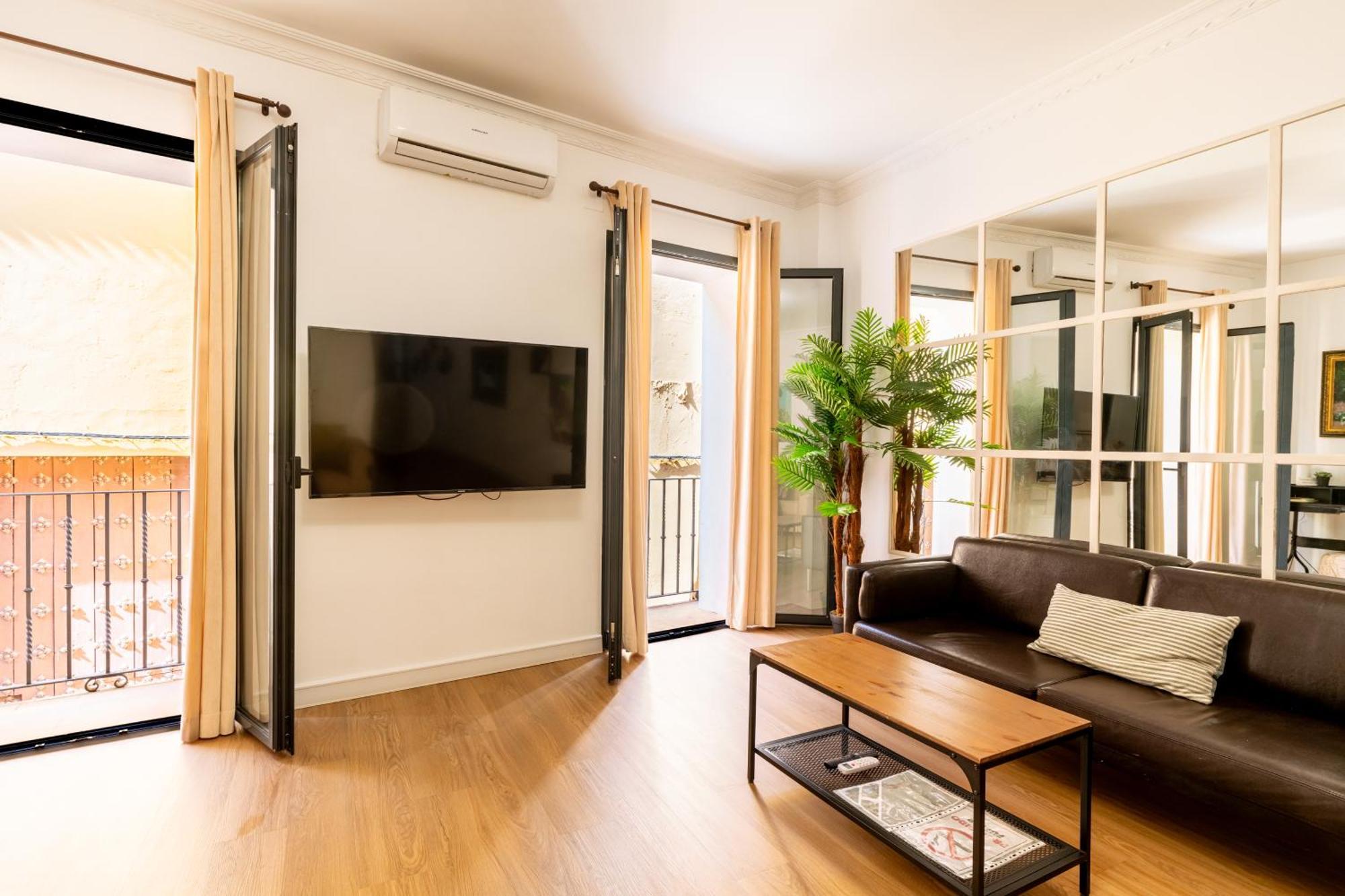 House Sevillana Parking Ngoại thất bức ảnh