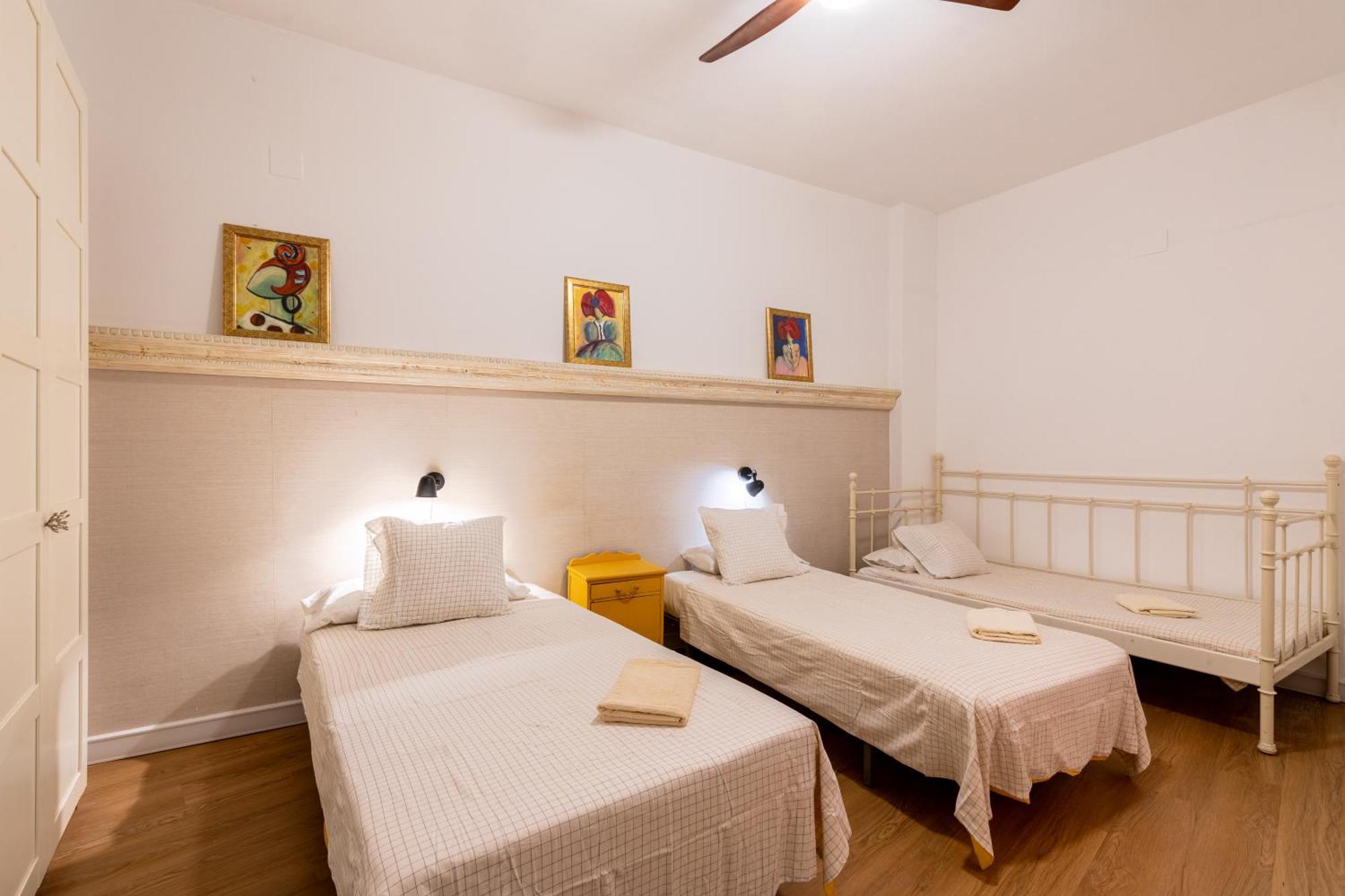House Sevillana Parking Ngoại thất bức ảnh