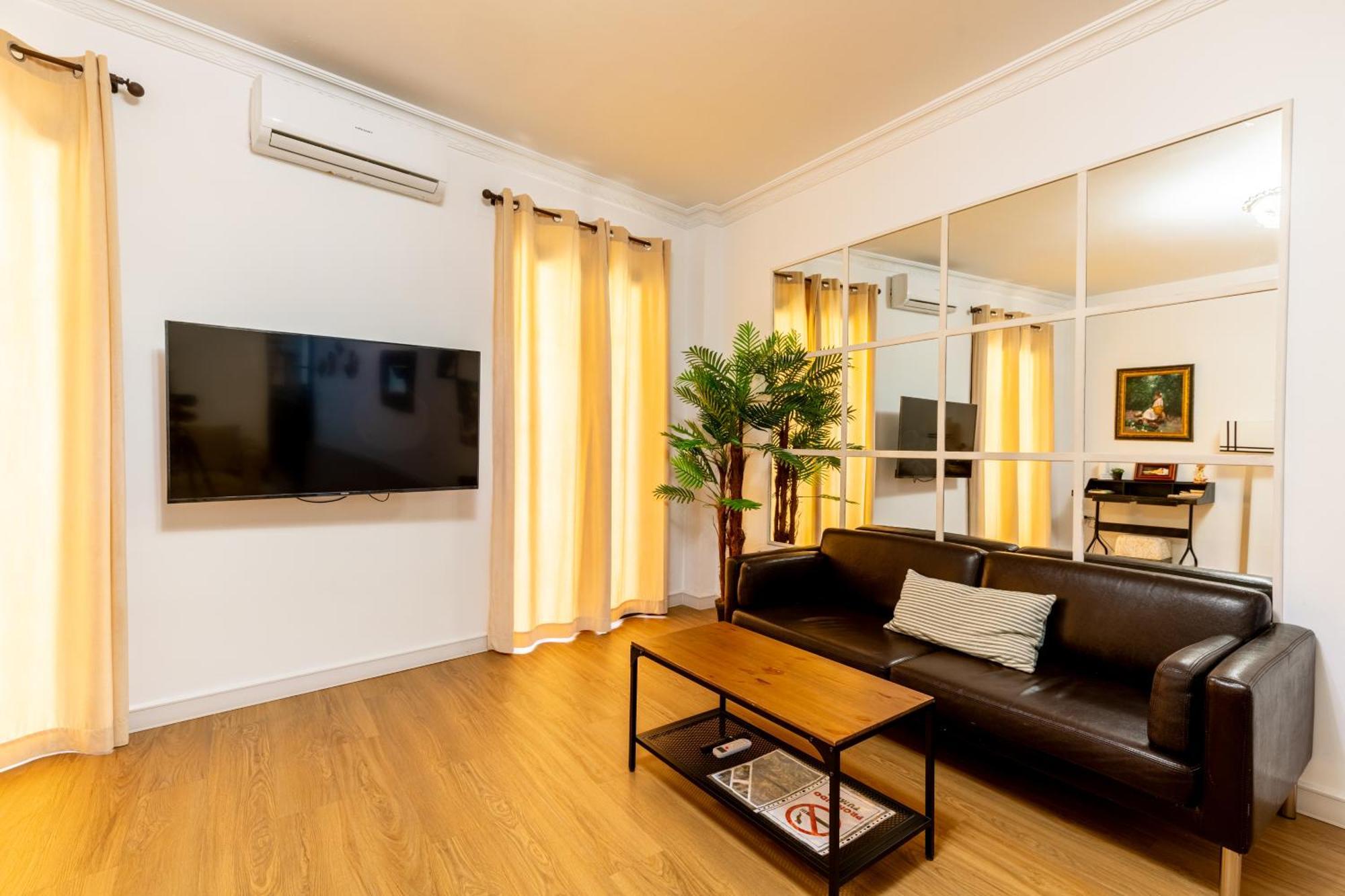 House Sevillana Parking Ngoại thất bức ảnh