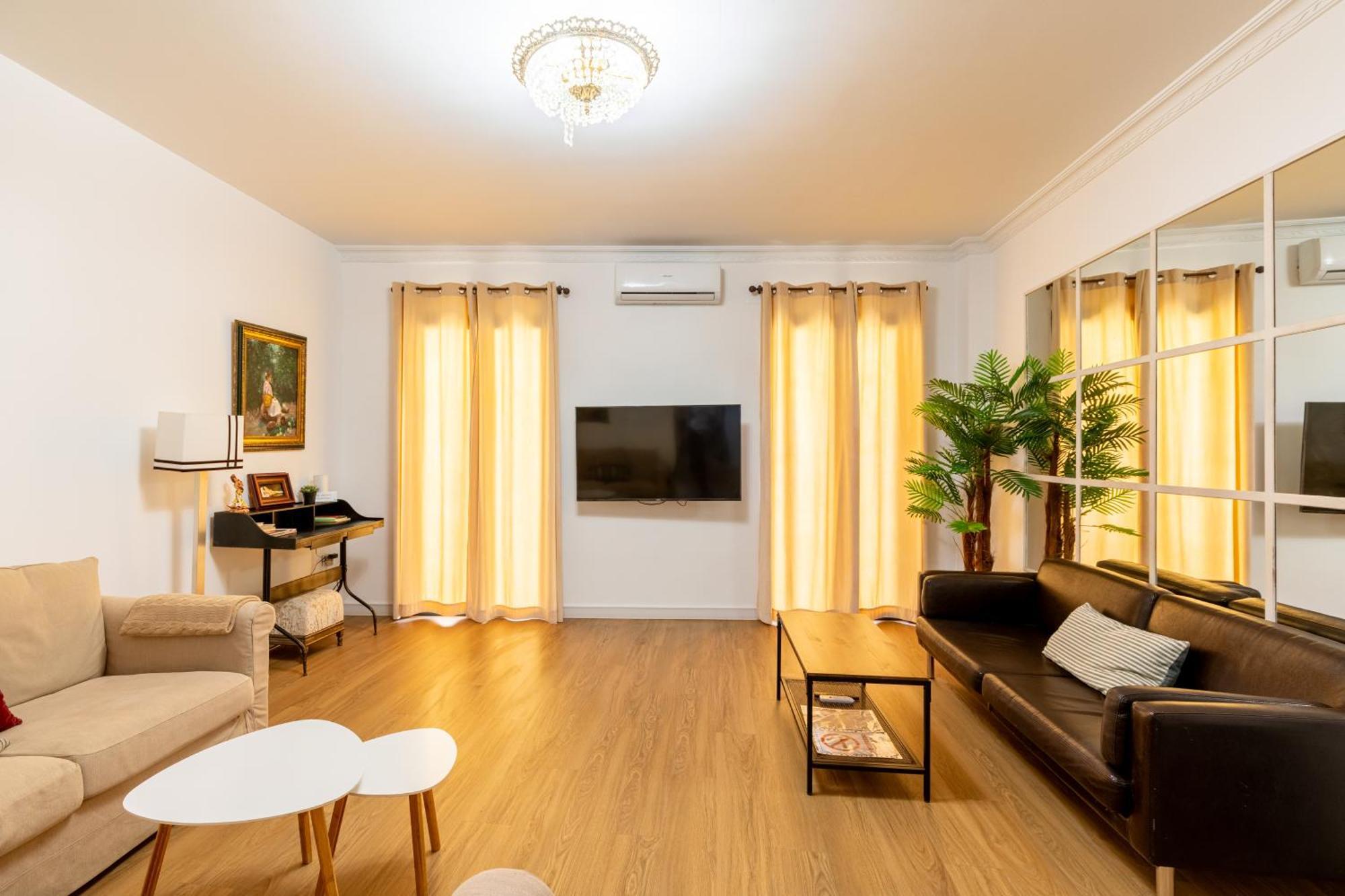 House Sevillana Parking Ngoại thất bức ảnh
