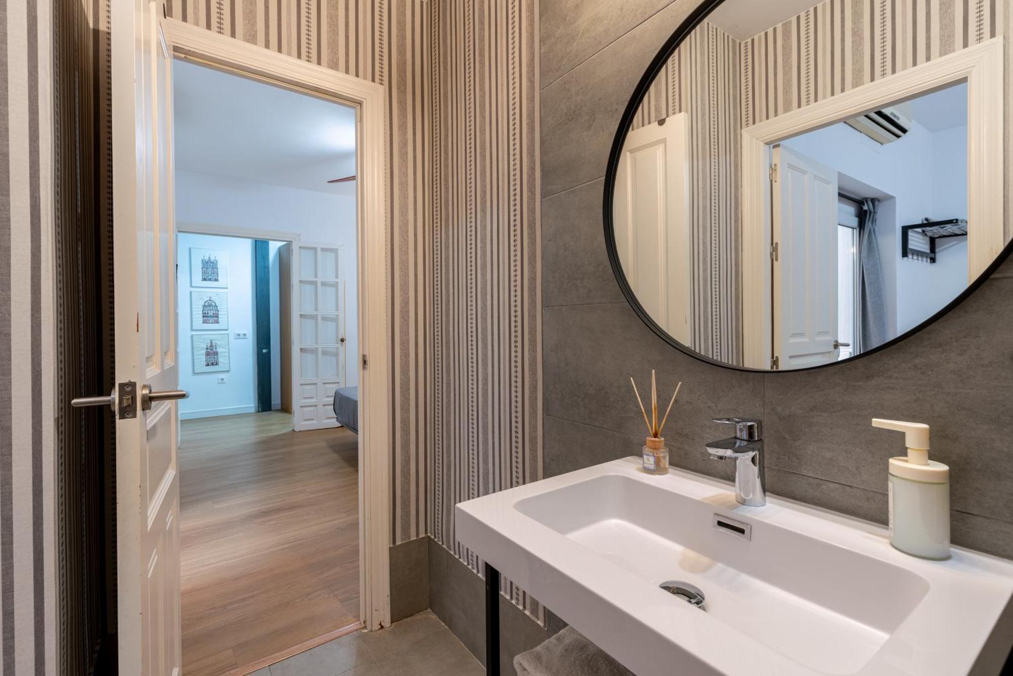 House Sevillana Parking Ngoại thất bức ảnh
