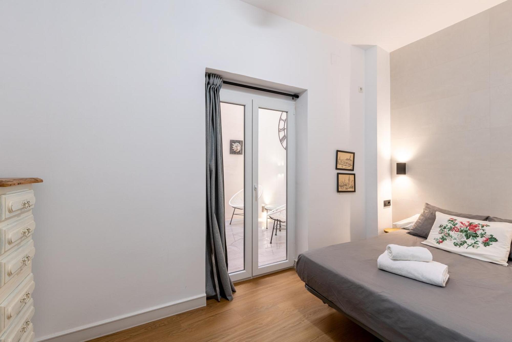 House Sevillana Parking Ngoại thất bức ảnh